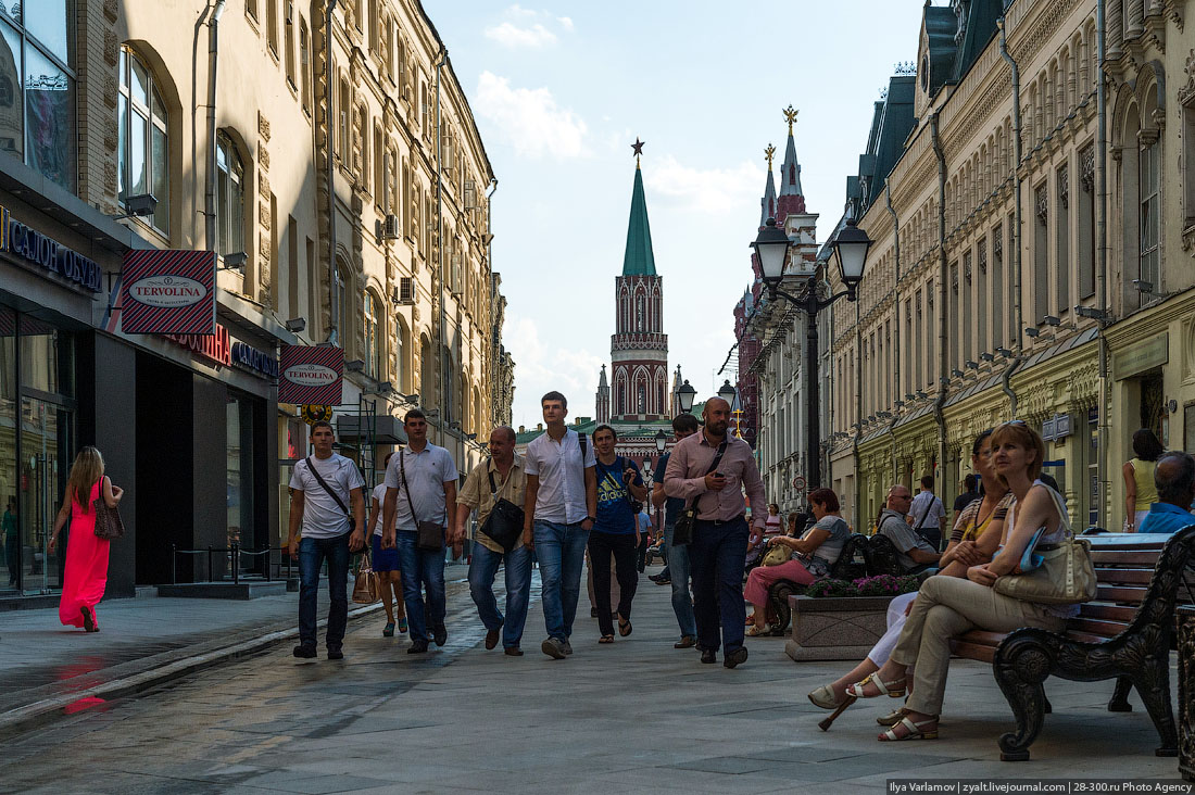 Москва большие часы. Жебрак м. 