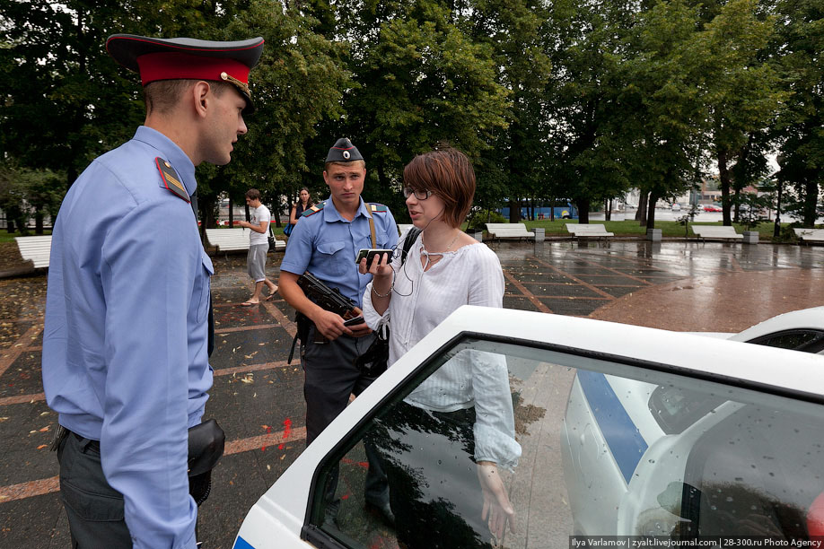 Снимать полицию